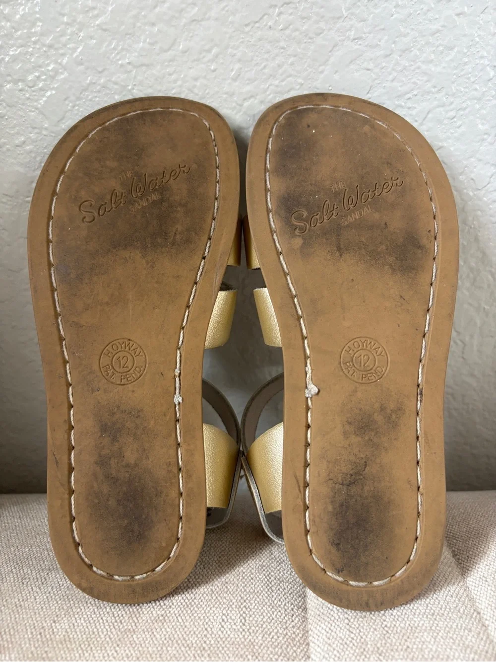Saltwater Gold Buckle Leather Sandals Girls Size 12